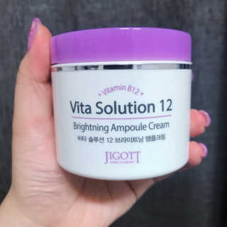 지고트 비타솔루션12 브라이트닝 앰플 크림 100ml — 5점을 준 리뷰어가 2019년 7월 올린 사용 사진