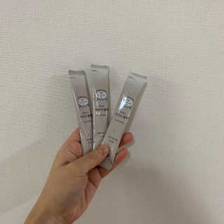 [하우투잇] 뤼에르 쿠르브 블랙 10ml x 30포 총 300ml — 5점을 준 리뷰어가 2020년 3월 올린 사용 사진