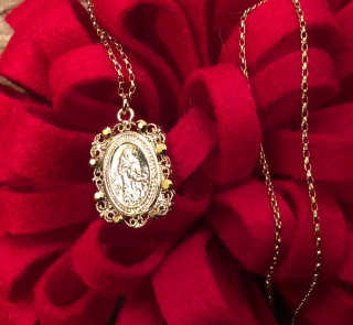 쥬얼카운티 92.5 Silver Byzantine Coin Pendant Necklace — 4점을 준 리뷰어가 2018년 12월 올린 사용 사진