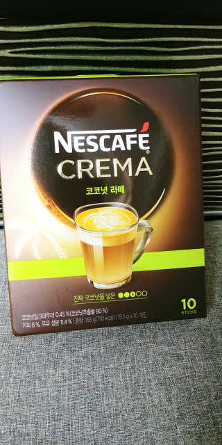 네스카페 코리아 네스카페 크레마 코코넛라떼 — 5점을 준 리뷰어가 2018년 1월 올린 사용 사진