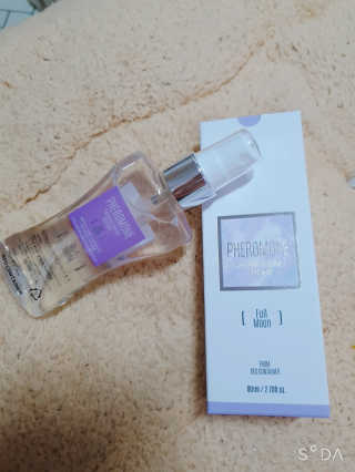 레드컨테이너 페로몬향 퍼퓸 바디미스트 80ml — 4점을 준 리뷰어가 2019년 12월 올린 사용 사진
