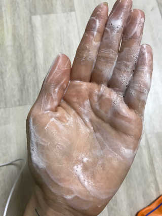 뷰티클로 노니 딥 클렌징폼 — 3.5점을 준 리뷰어가 2017년 1월 올린 사용 사진