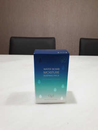 오지아이 워터 밤 모이스처 슬리핑 팩 4ml X 20pcs — 4점을 준 리뷰어가 2019년 12월 올린 사용 사진