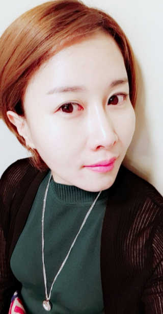 보타미안  엔젤모링가 아쿠아베리어 팩 — 5점을 준 리뷰어가 2018년 5월 올린 사용 사진