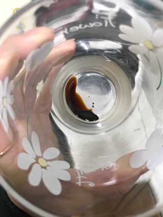프레스드커피 프레스드 아라비카 액상커피 오리지날맛 48ml_16잔 — 2.5점을 준 리뷰어가 2018년 4월 올린 사용 사진