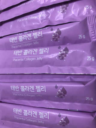 네츄럴굿띵스 태반 콜라겐 젤리 15포 — 5점을 준 리뷰어가 2018년 9월 올린 사용 사진