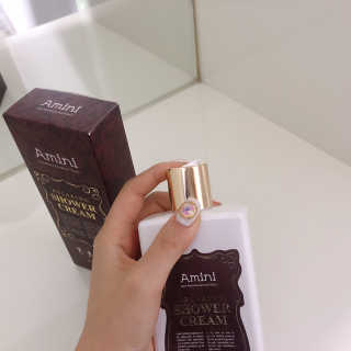 아미니 릴렉싱 샤워 크림 — 5점을 준 리뷰어가 2019년 12월 올린 사용 사진