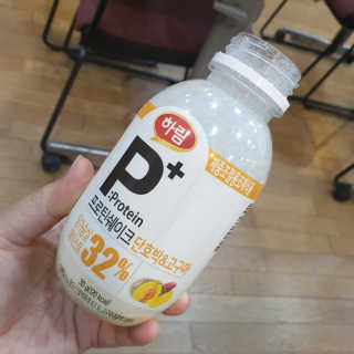 하림 P+ 닭가슴살 프로틴 쉐이크 — 5점을 준 리뷰어가 2019년 6월 올린 사용 사진