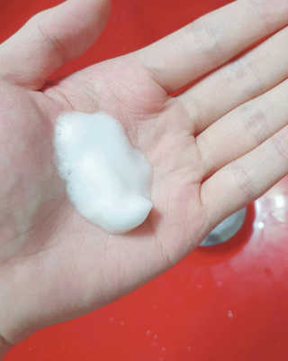 폼글 I foamgle [폼글] 거품가글 50ml 3종 - 민트, 라벤더, 라즈베리 — 2.5점을 준 리뷰어가 2019년 11월 올린 사용 사진