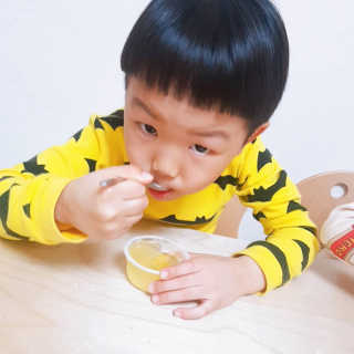 데르뜨 떠먹는 과일 3종, 짜먹는 과일 2종 총 10개 체험 — 5점을 준 리뷰어가 2020년 3월 올린 사용 사진