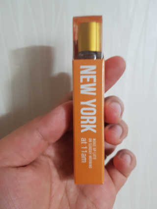 더블유드레스룸 롤 온 퍼퓸EDT 10ml — 4점을 준 리뷰어가 2018년 10월 올린 사용 사진