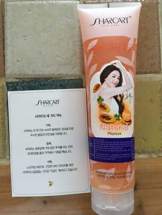 줌마들도 인정한 샤카트 페이스앤바디 필링젤 310ml — 3점을 준 리뷰어가 2018년 4월 올린 사용 사진