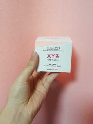 XYZ FORMULA 워터폴 라인 세라크라운 메모리 크림 — 4.83점을 준 리뷰어가 2018년 2월 올린 사용 사진