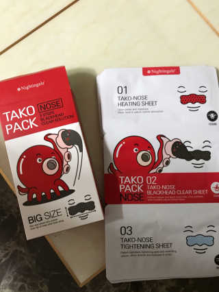 나이팅게일 TAKO PACK NOSE [문어코팩] — 2.17점을 준 리뷰어가 2017년 6월 올린 사용 사진