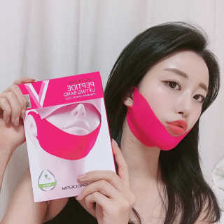 스케덤 펩타이드 리프팅밴드 — 4점을 준 리뷰어가 2019년 4월 올린 사용 사진