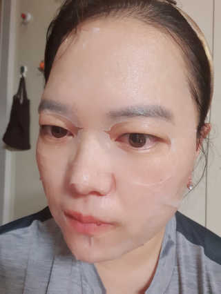 hashBOLD 해쉬볼드 캔 팩 프레쉬 스무디 마스크 3종 10매입 — 4.5점을 준 리뷰어가 2019년 7월 올린 사용 사진