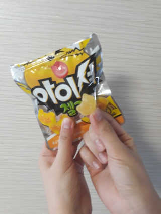 아이셔젤리 레몬맛, 아이셔젤리 블루에이드맛 — 5점을 준 리뷰어가 2019년 3월 올린 사용 사진
