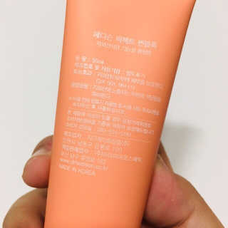 닥터헤디슨 헤디슨 퍼펙트 썬블럭 — 4점을 준 리뷰어가 2019년 9월 올린 사용 사진