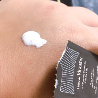 라 뷔게르 크렘 드 뷔게르 - Crème de Vigueur — 3점을 준 리뷰어가 2019년 9월 올린 사용 사진