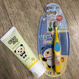 달곰이 어린이 치약+어린이 칫솔 SET — 3.83점을 준 리뷰어가 2018년 5월 올린 사용 사진