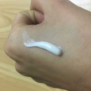 클라뷰 리바이탈라이징 페이셜 클렌징 폼 — 4점을 준 리뷰어가 2016년 12월 올린 사용 사진