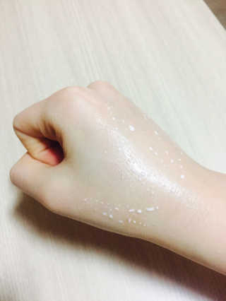 딜라잇18 리포아란크림 — 3.5점을 준 리뷰어가 2017년 1월 올린 사용 사진