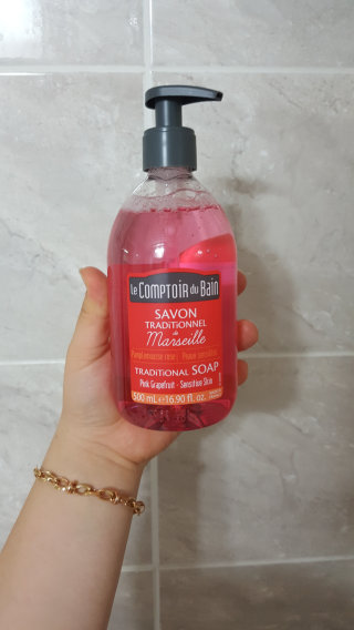 르 꽁뚜아르 뒤뱅 마르세유 솝 바디워시 500ml — 4.5점을 준 리뷰어가 2016년 7월 올린 사용 사진