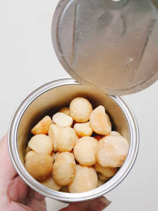 마우나로아 드라이 씨솔트 마카다미아 캔 127G — 5점을 준 리뷰어가 2019년 8월 올린 사용 사진