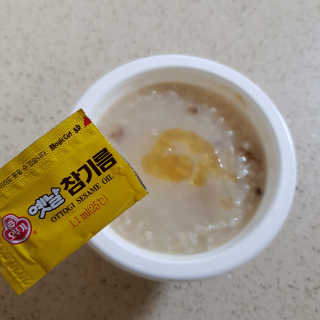 GS25 유어스 보양죽 — 5점을 준 리뷰어가 2018년 5월 올린 사용 사진