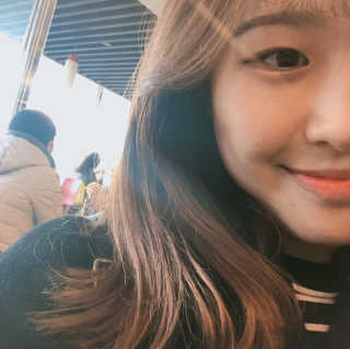 셀레뷰 스타 시크릿 쿠션 — 3.5점을 준 리뷰어가 2018년 3월 올린 사용 사진