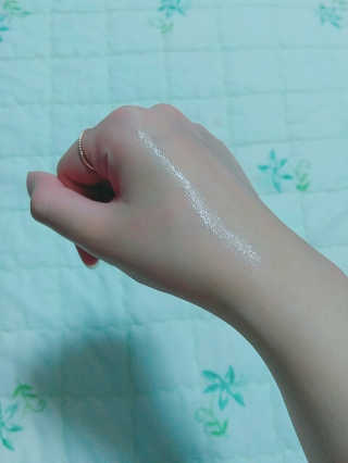 23years old 바데카실 세라3 오리지널 — 2.83점을 준 리뷰어가 2018년 2월 올린 사용 사진
