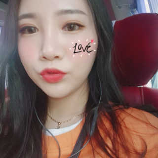 GS25 벚꽃 팝콘 + 벚꽃스파클링 + 벚꽃 청포도 에이드 — 4.33점을 준 리뷰어가 2018년 3월 올린 사용 사진