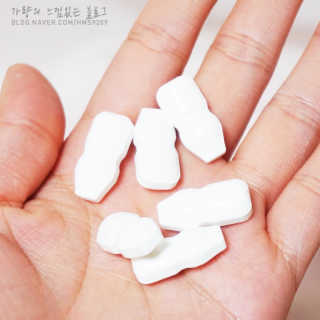 마띠유 생유산균 먹고 또 요구르트도 먹고 30알X2 + 10알X1 — 5점을 준 리뷰어가 2018년 7월 올린 사용 사진