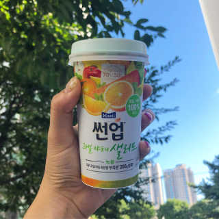 과일야채샐러드 썬업 과일야채 샐러드 3종 — 5점을 준 리뷰어가 2018년 8월 올린 사용 사진