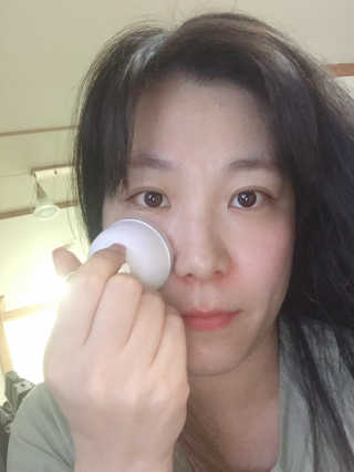 [더마퀸]쿨링스틱 페이스앤아이 — 3.5점을 준 리뷰어가 2019년 4월 올린 사용 사진
