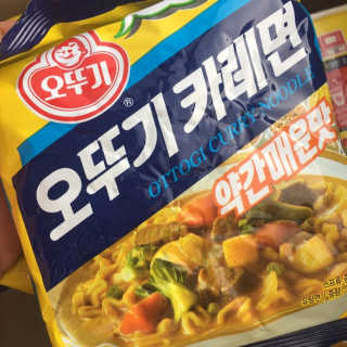 오뚜기카레면 2차 모집 — 3.5점을 준 리뷰어가 2019년 2월 올린 사용 사진