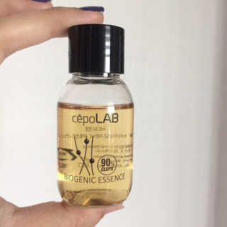 세포랩 바이오제닉 에센스 30ml 특별팩 — 4.83점을 준 리뷰어가 2018년 4월 올린 사용 사진
