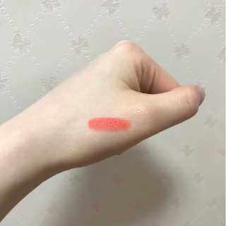 FM메이크업 벨벳 크리미 립스틱 05리얼코랄 — 4.17점을 준 리뷰어가 2018년 4월 올린 사용 사진
