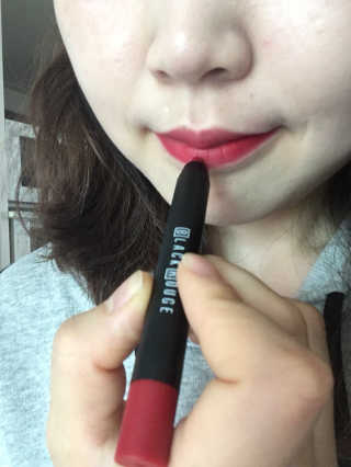 [블랙루즈] 에어 핏 촉촉틴트 + 크리미 벨벳 립크레용 — 5점을 준 리뷰어가 2018년 7월 올린 사용 사진