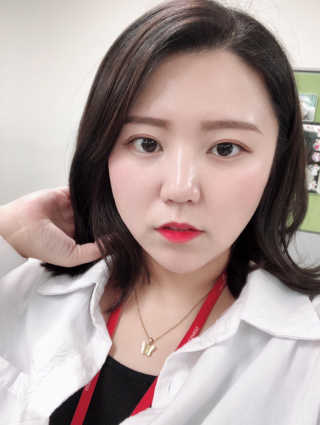지고트 로맨틱 키스 립스틱 — 1점을 준 리뷰어가 2019년 1월 올린 사용 사진