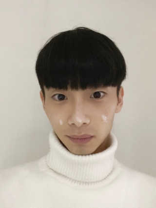비엠비코 퀸79 노블 골드 아쿠아 크림 — 3점을 준 리뷰어가 2020년 1월 올린 사용 사진