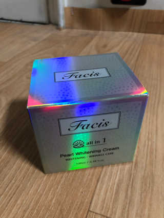 파시스 올인원 진주 화이트닝 크림 100ml — 5점을 준 리뷰어가 2019년 2월 올린 사용 사진