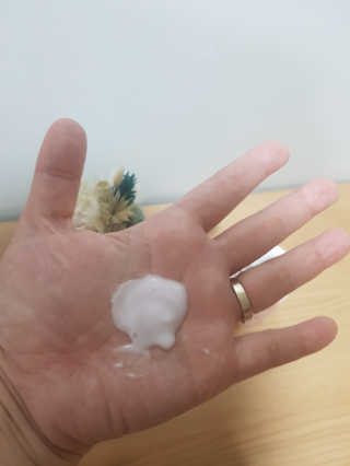 세안 필요 없는 지나인스킨 밀크 버블 에센스 팩 — 5점을 준 리뷰어가 2019년 9월 올린 사용 사진