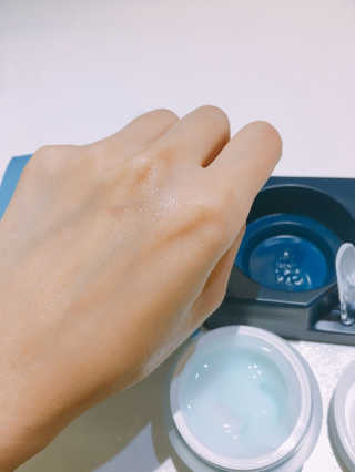 포렌코즈 아쿠아 커넥션 크림 — 4.5점을 준 리뷰어가 2017년 8월 올린 사용 사진