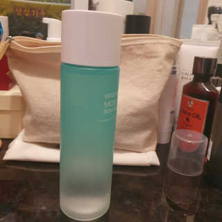 오지아이 워터 밤 모이스처 스킨 에센스 180ml — 5점을 준 리뷰어가 2020년 1월 올린 사용 사진