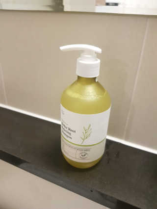 달리프 베러 루트 릴렉싱 샴푸 500ml + 샴푸브러쉬 — 5점을 준 리뷰어가 2019년 3월 올린 사용 사진