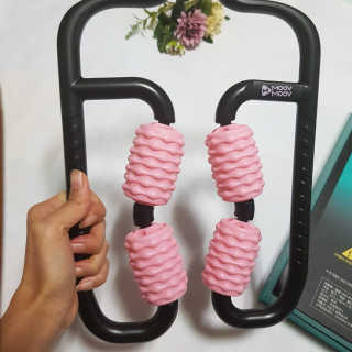 뭅뭅 바디핏레그롤러 종아리 허벅지 하체 마사지기 — 5점을 준 리뷰어가 2019년 9월 올린 사용 사진
