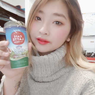 마이카페라떼 말차 아몬드브리즈 7개입 — 4점을 준 리뷰어가 2019년 11월 올린 사용 사진