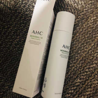 AHC 에이 에이치 씨 미니멀 10 워터리 에센스 — 5점을 준 리뷰어가 2018년 12월 올린 사용 사진