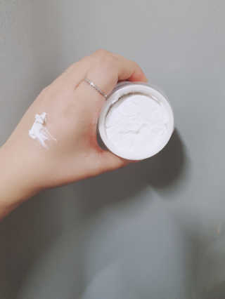 파시스 올인원 진주 화이트닝 크림 100ml — 5점을 준 리뷰어가 2019년 3월 올린 사용 사진
